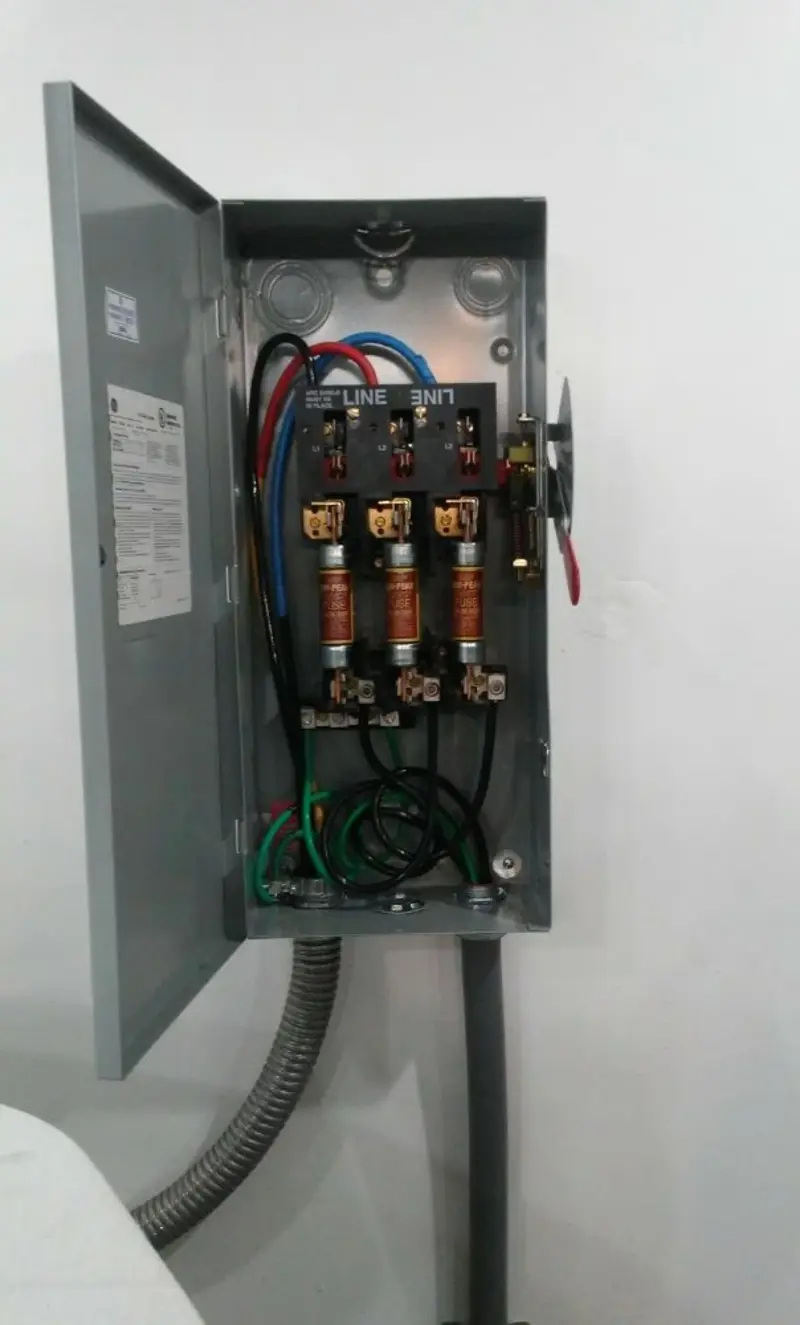 Three-phase disconnect switch installed for Electrical Wiring & Rewiring in Crystal Springs